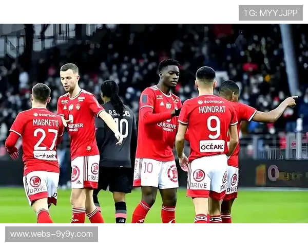 朗斯3-1布雷斯特，主场全取三分